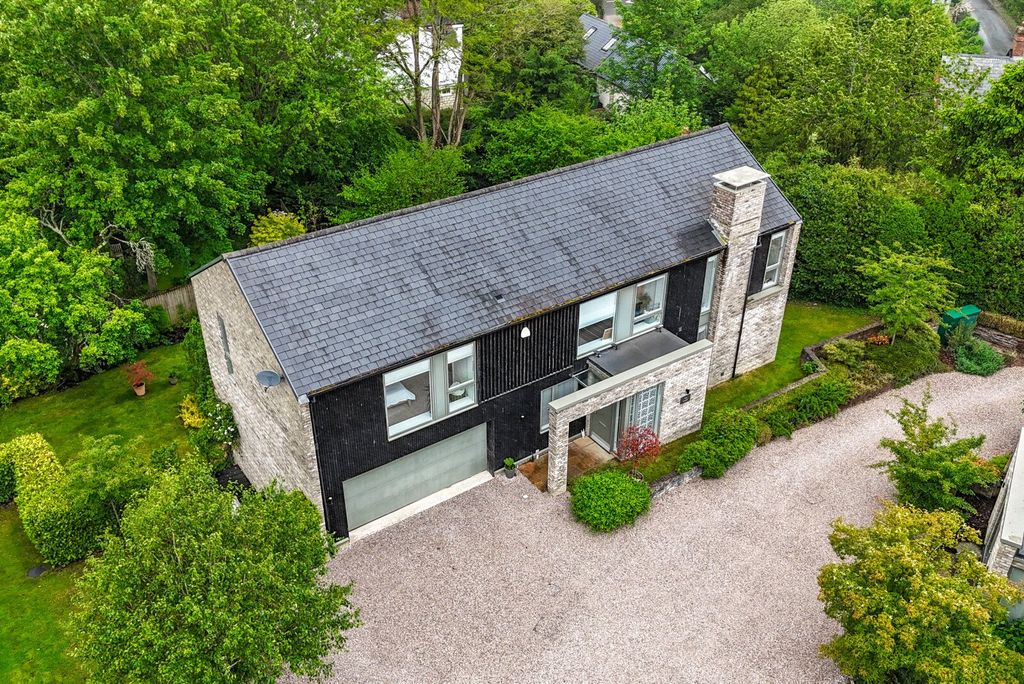 Property photo 1 of 31 Picture No. 53