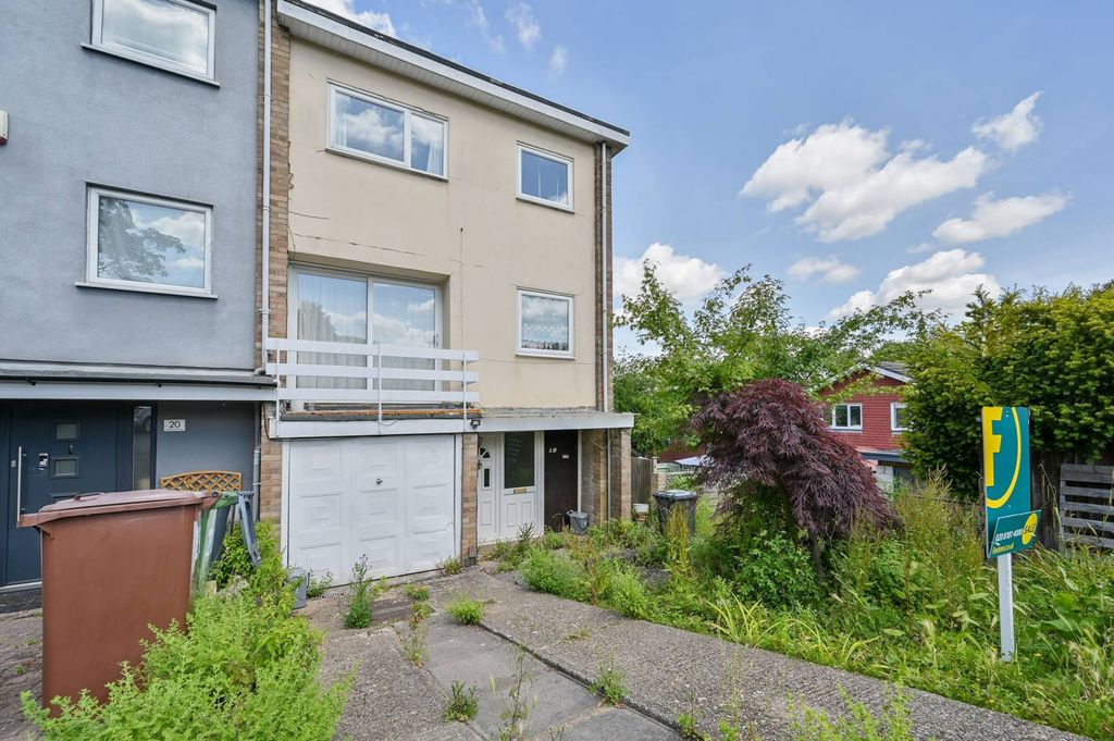 Property photo 1 of 19