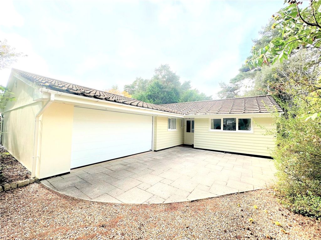 Property photo 1 of 18 Picture No. 23