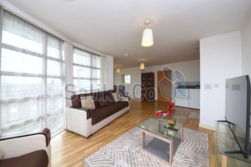 Property photo 2 of 11 Image 2