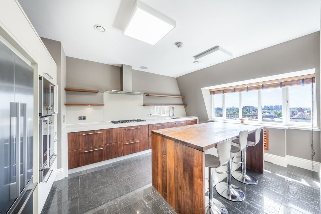 Property photo 3 of 7 Picture No. 05