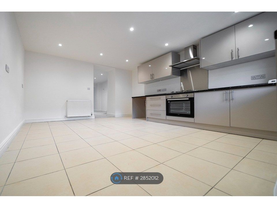 Property photo 1 of 25