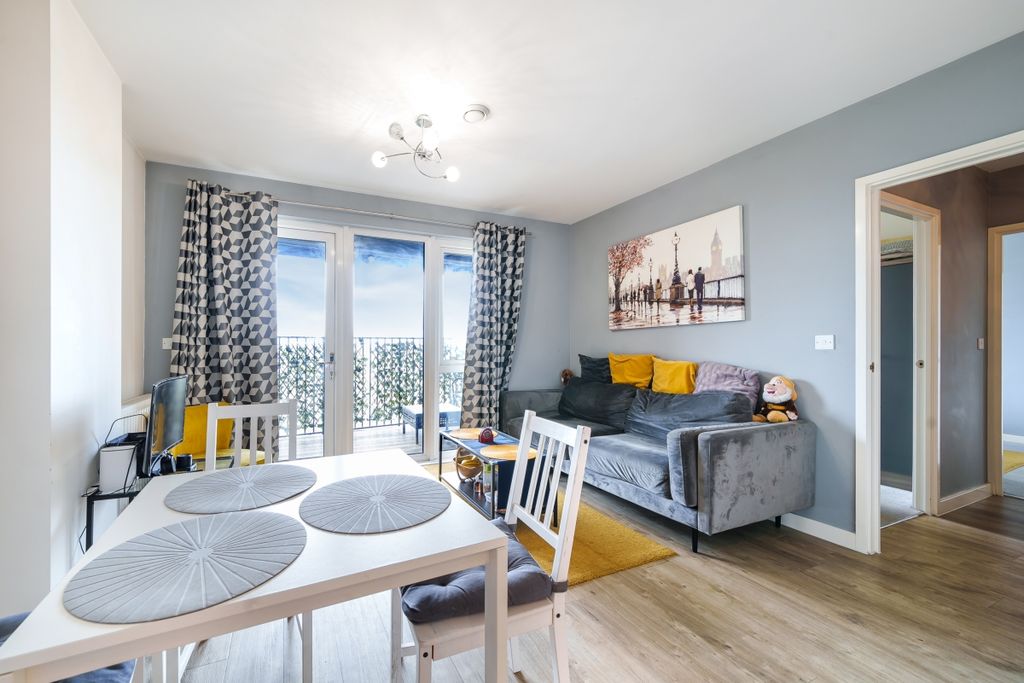 Property photo 2 of 10 1118247 (3)