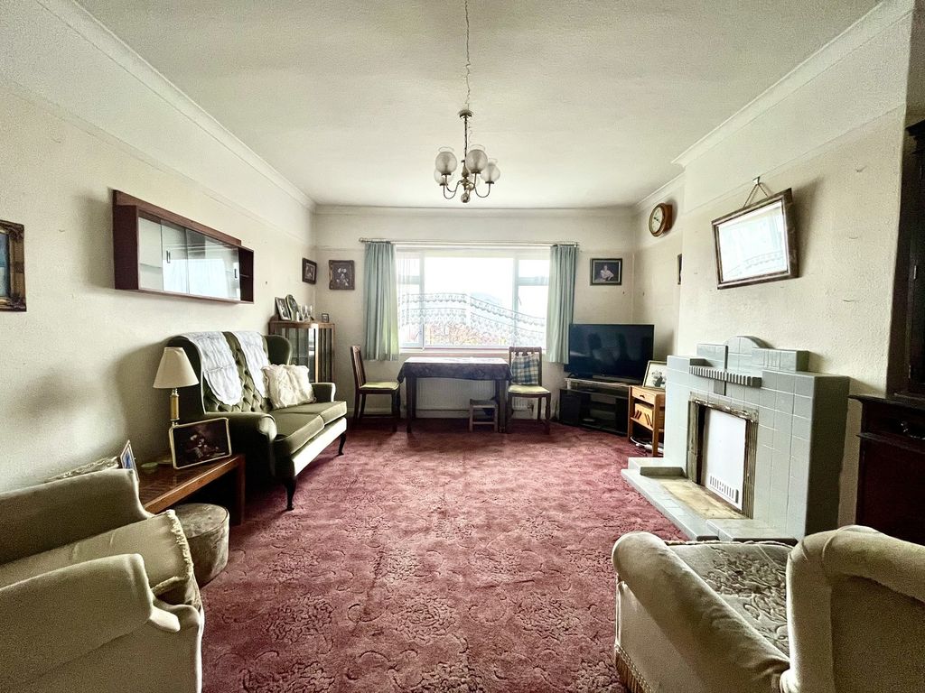 Property photo 2 of 8 Not Specified