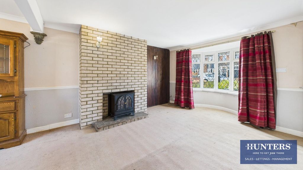 Property photo 3 of 15 Living Room