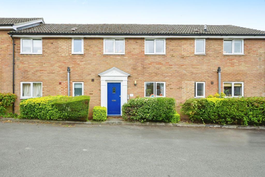 Property photo 1 of 17