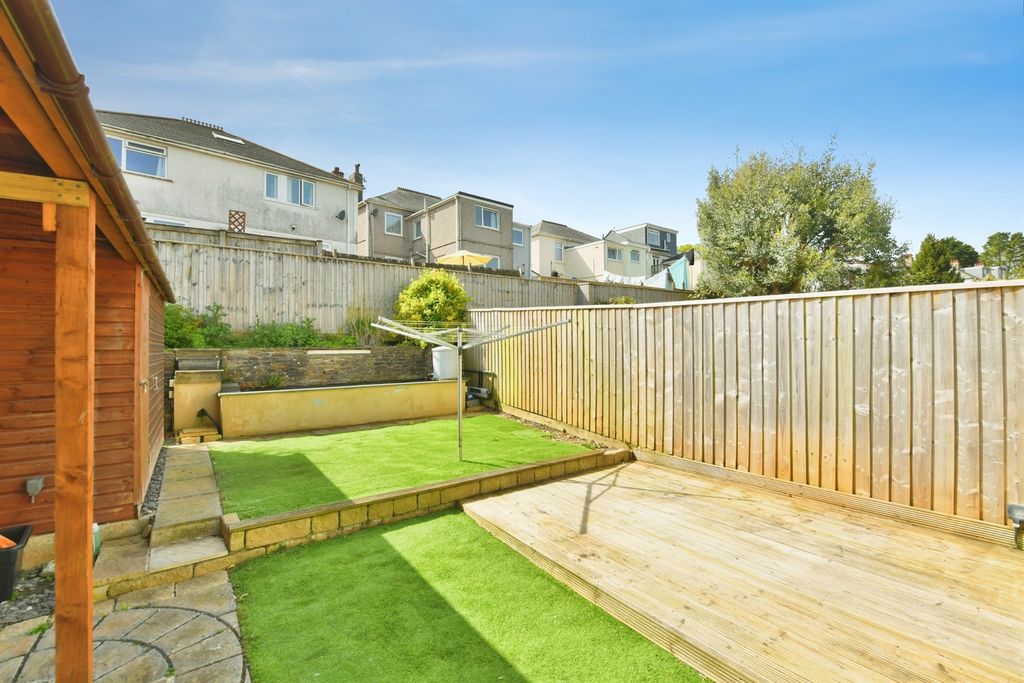 Property photo 3 of 20