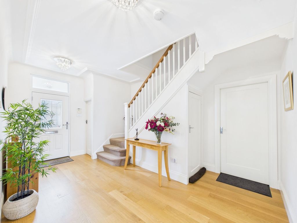 Property photo 2 of 44