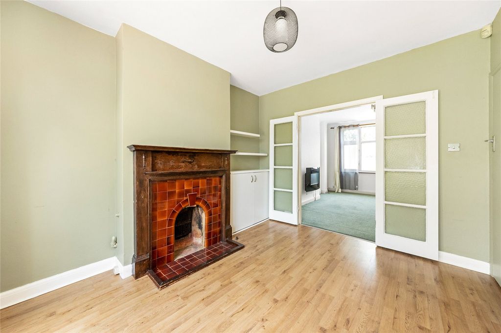 Property photo 2 of 15 Picture No. 04