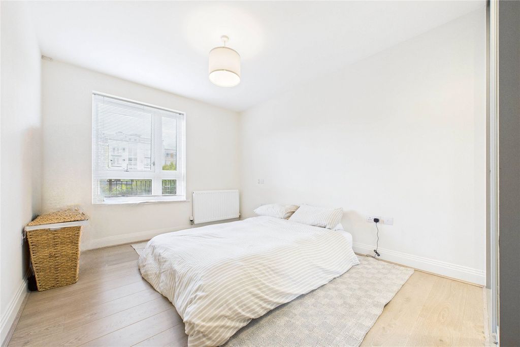 Property photo 2 of 8 Picture No. 06