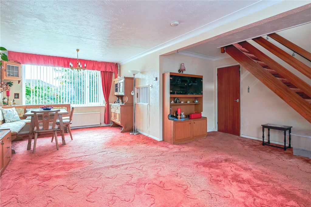 Property photo 2 of 22 Lounge /Diner