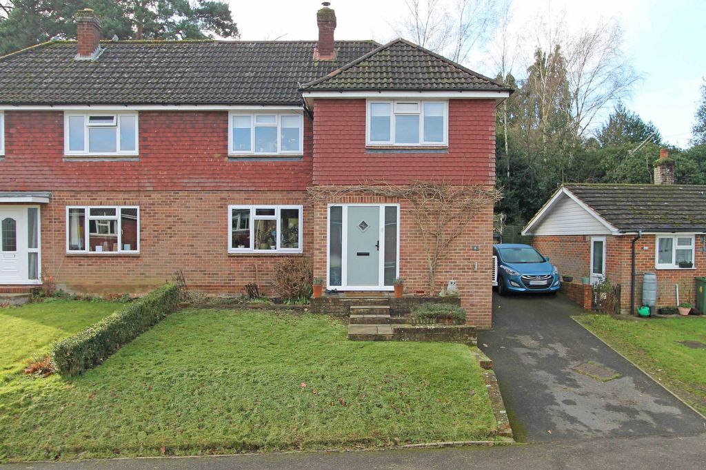 Property photo 1 of 24