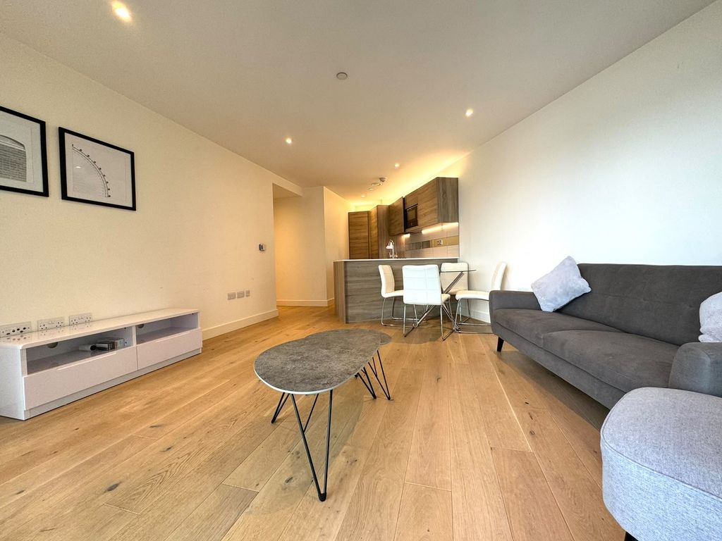 Property photo 1 of 14 Two Bedroom Flat To Rent