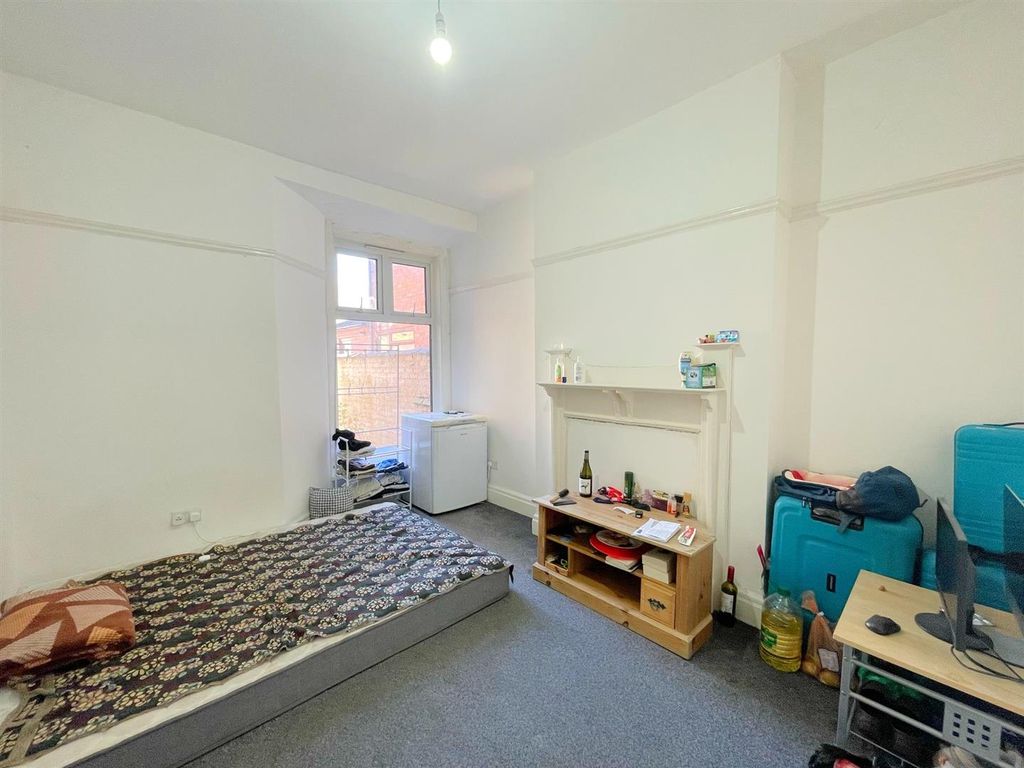 Property photo 3 of 13 Reception Room 2