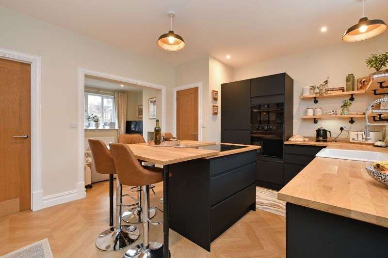 Property photo 1 of 24 Kitchen