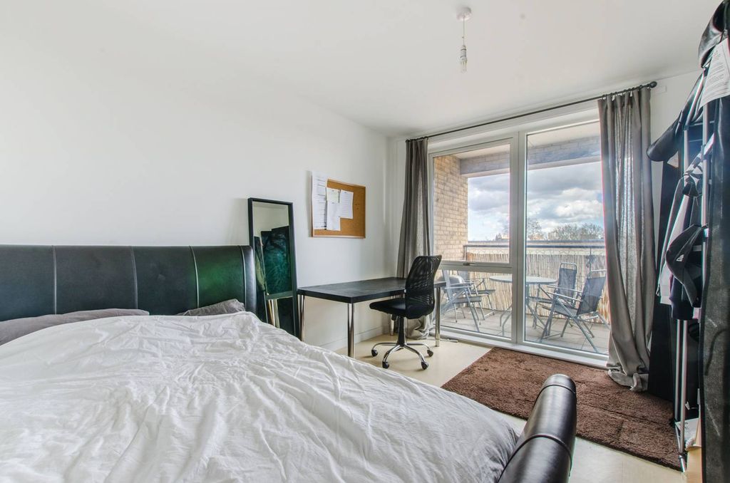Property photo 3 of 7