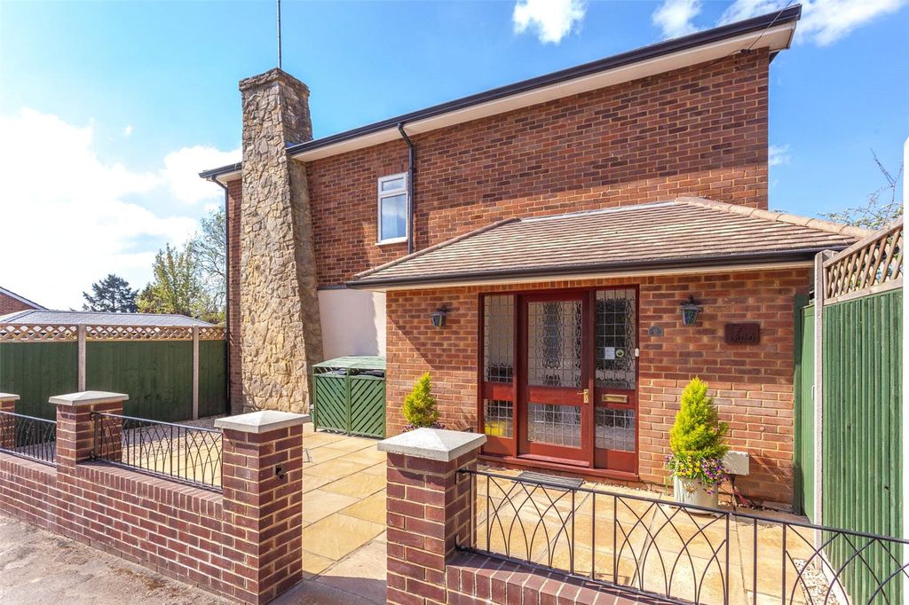 Property photo 2 of 19 Picture No. 08
