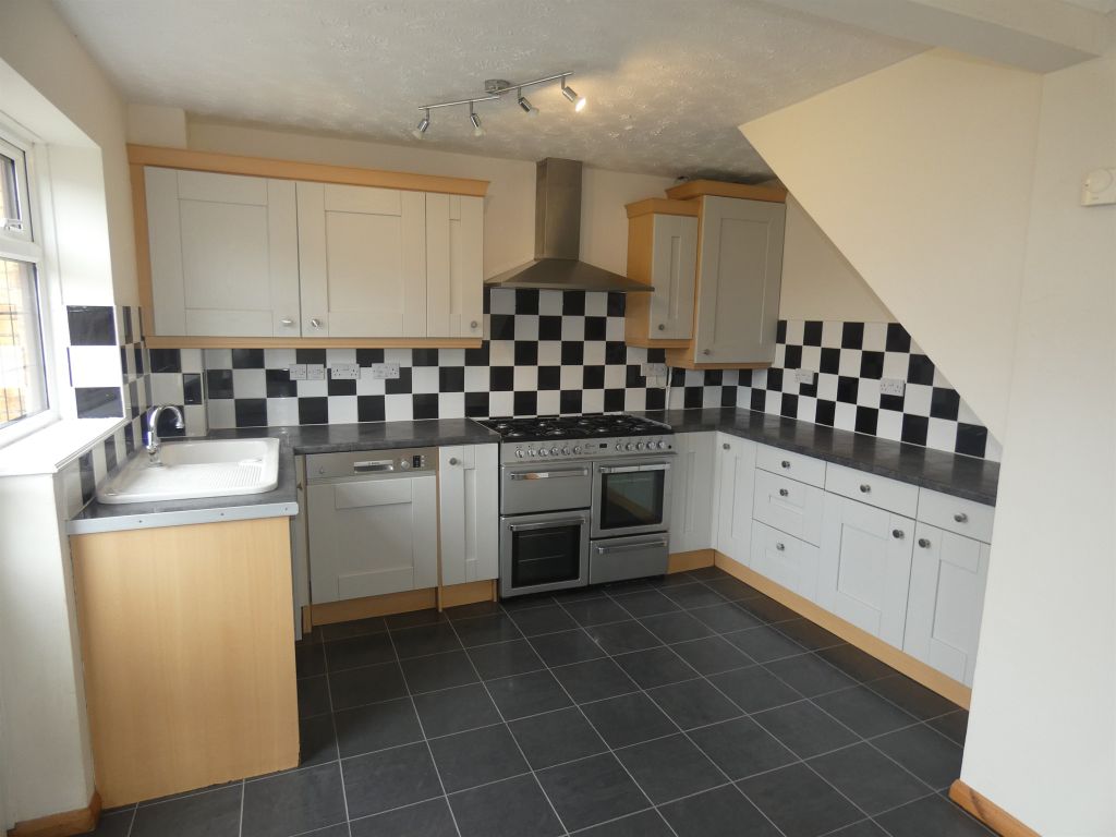 Property photo 3 of 14