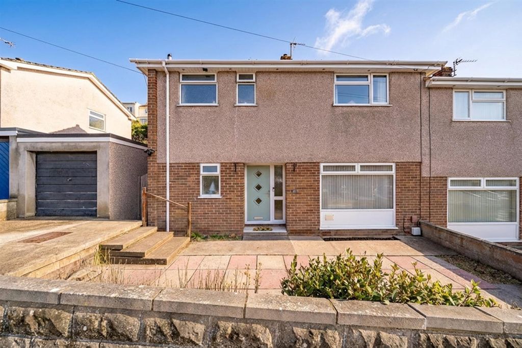 Property photo 1 of 21 Front 2.Jpg