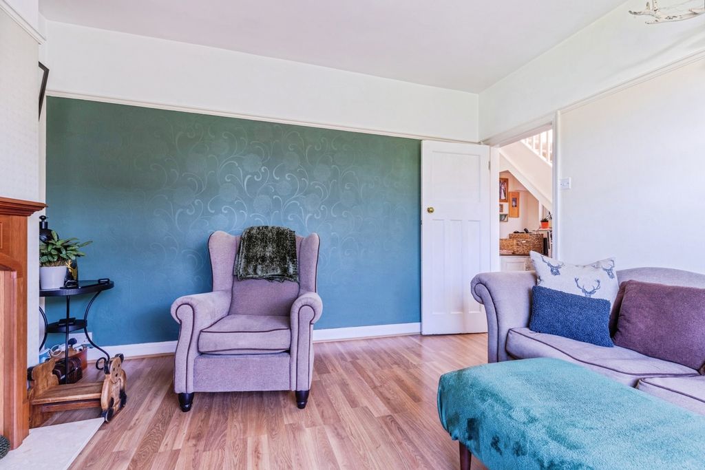 Property photo 3 of 19 Pbox-Img.Jpg