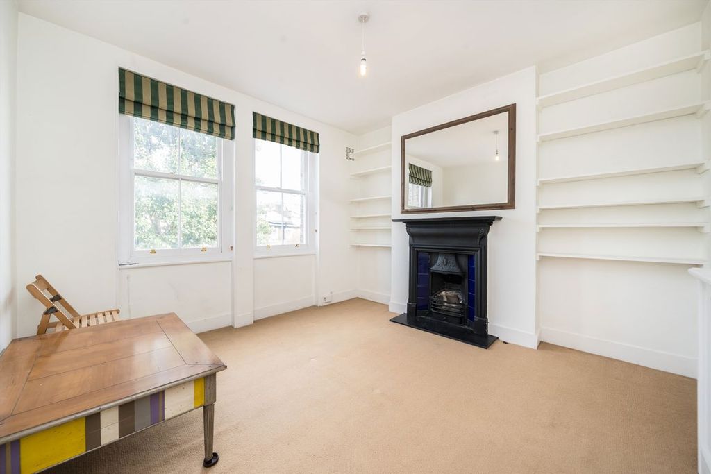 Property photo 2 of 6