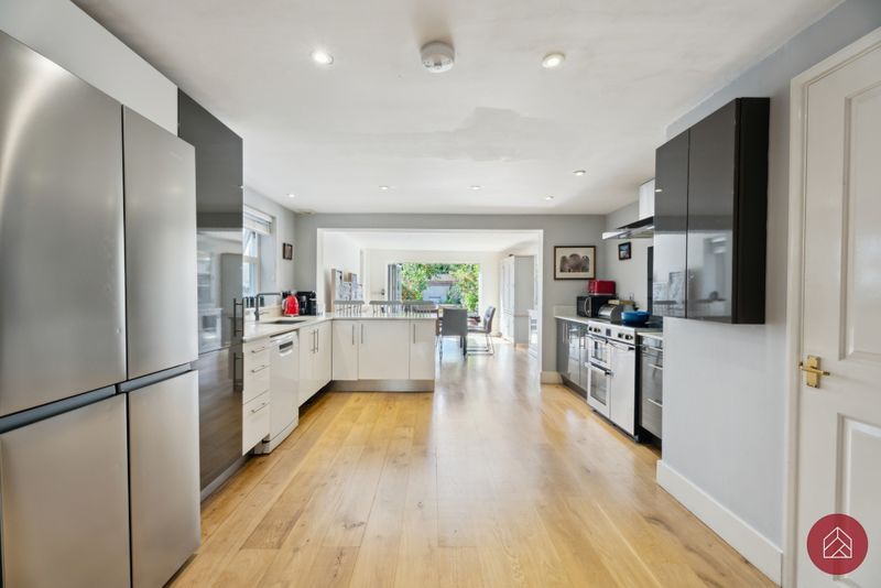 Property photo 2 of 14 Photo 10