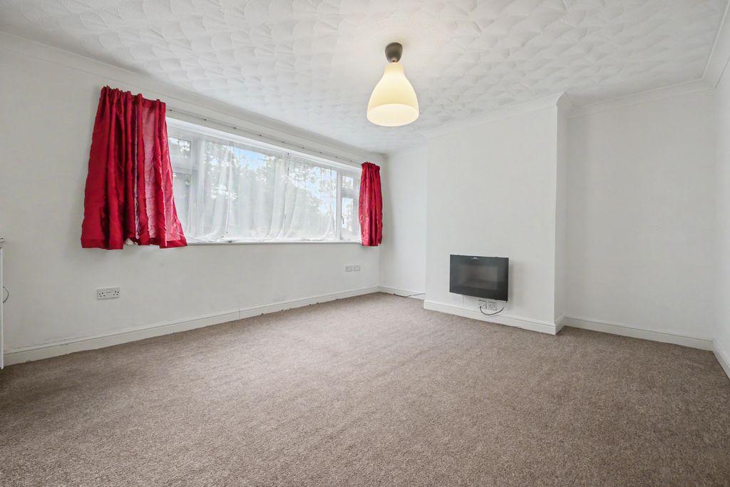 Property photo 3 of 7 Img_0014