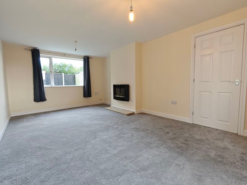 Property photo 3 of 14 Photo 3