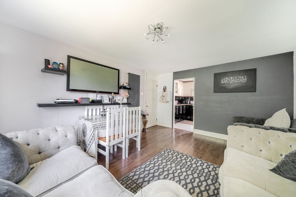 Property photo 1 of 13 1483543-13-6A3d45...