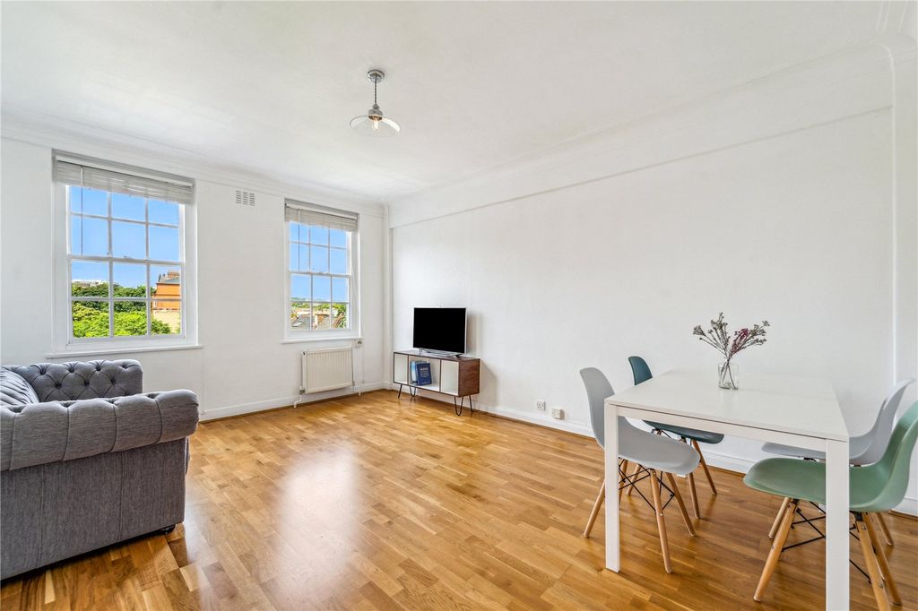 Property photo 2 of 10 Reception Room