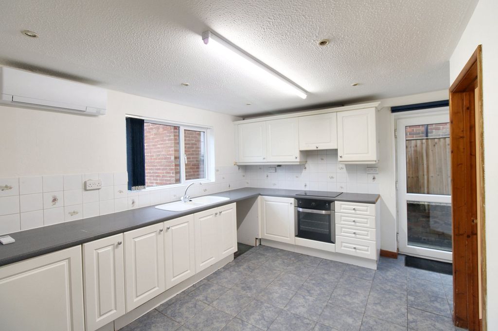 Property photo 3 of 10 Picture No. 07