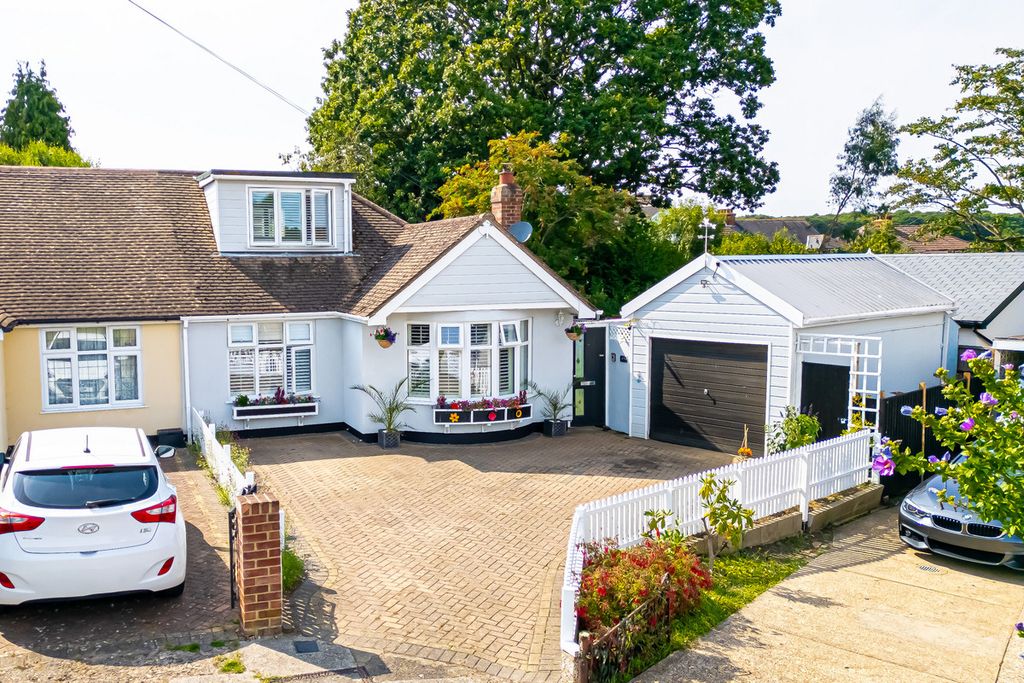 Property photo 1 of 30