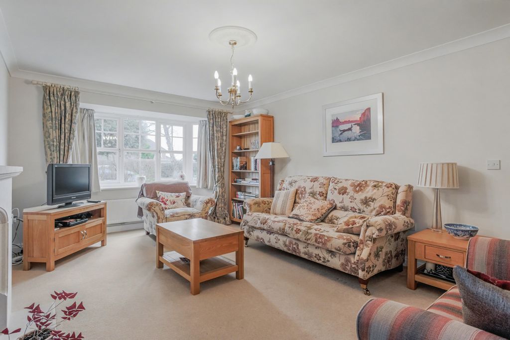 Property photo 3 of 36