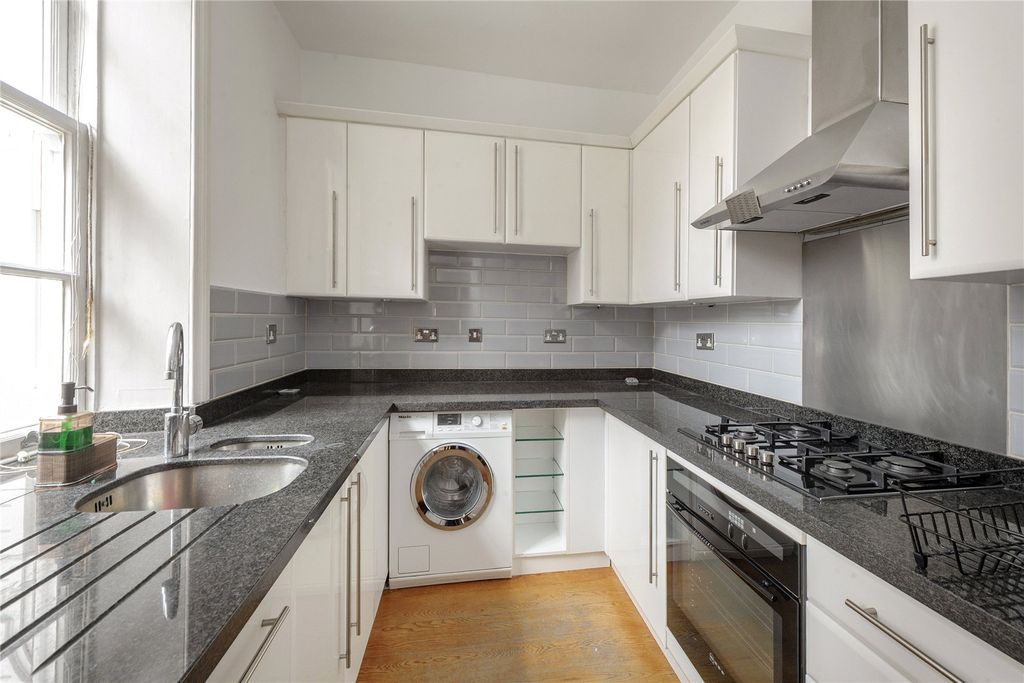 Property photo 3 of 15 Kitchen