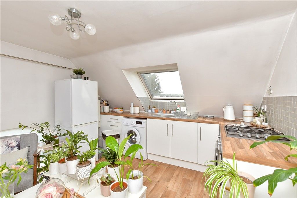 Property photo 3 of 6 Bedroom/ Kitchen/ Living Area