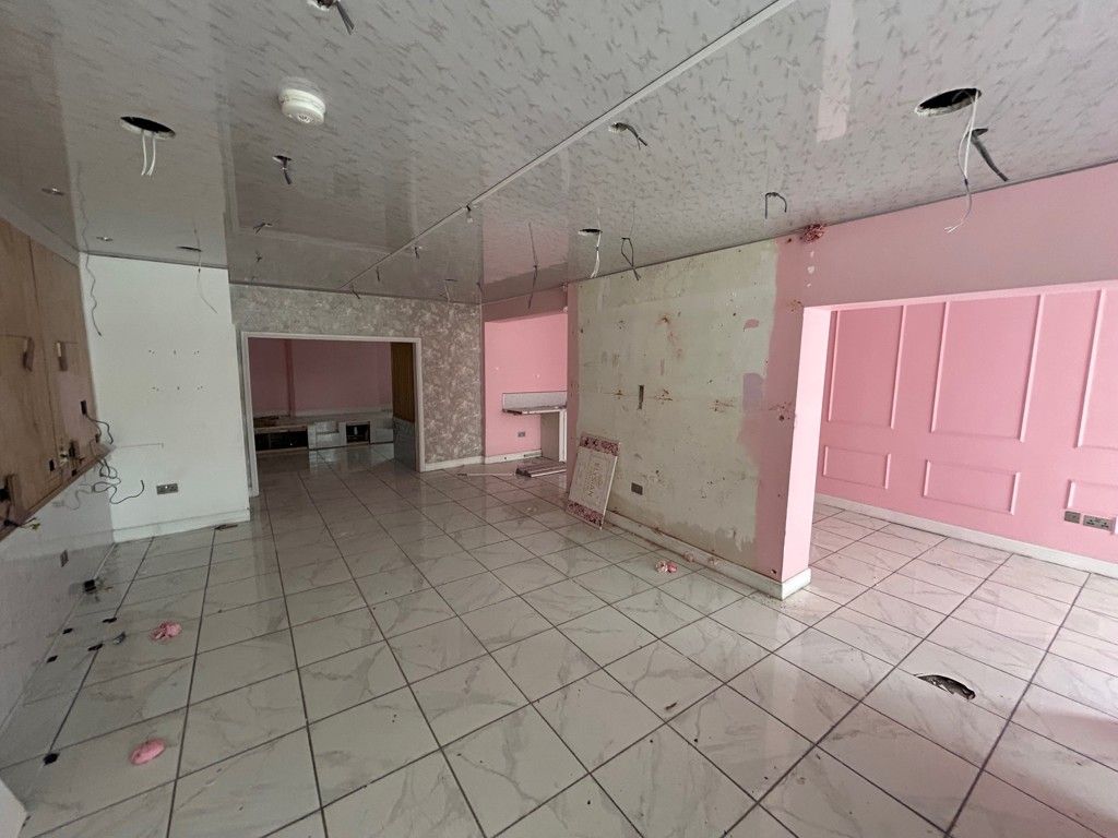 Property photo 3 of 7 Photo 3