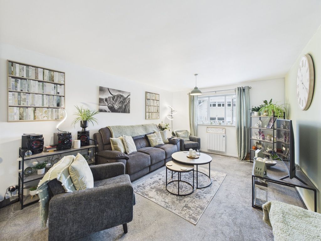 Property photo 1 of 11 Picture No. 12