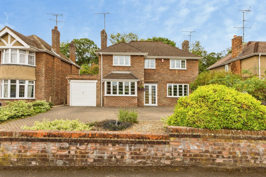 Property photo 1 of 19