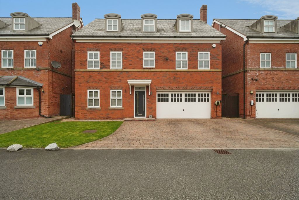 Property photo 1 of 26 Front