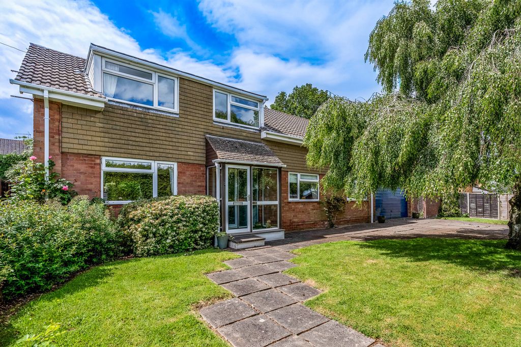 Property photo 1 of 26
