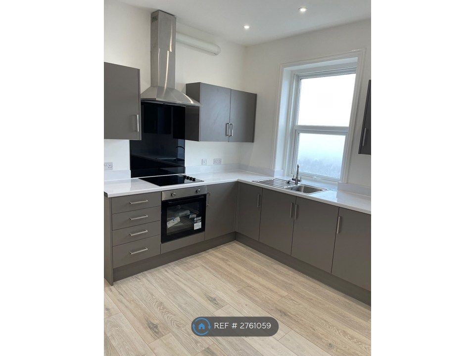 Property photo 1 of 9 Kitchen