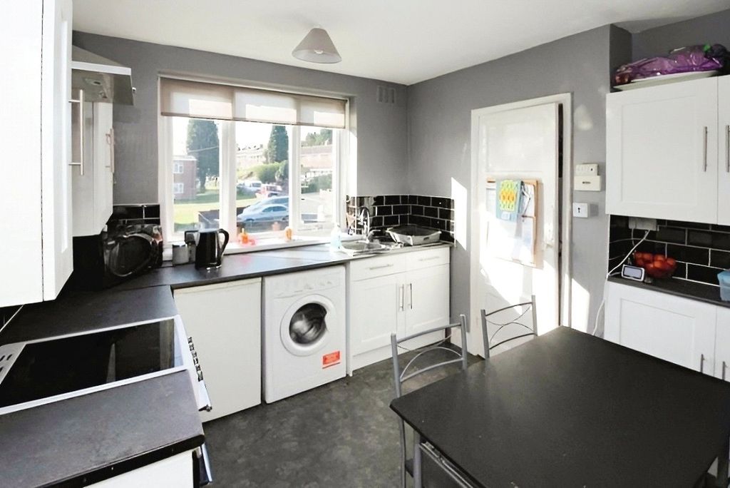 Property photo 2 of 9 Kitchen Diner