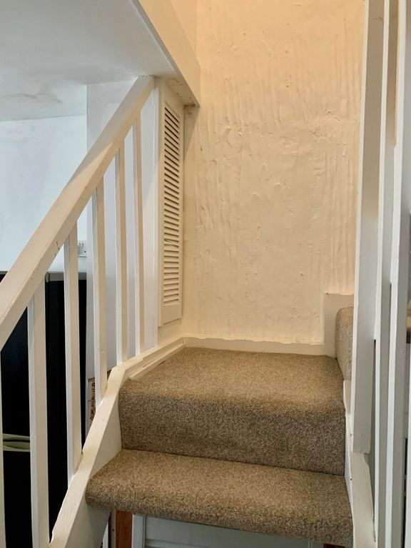 Property photo 1 of 8 34 Clase Road