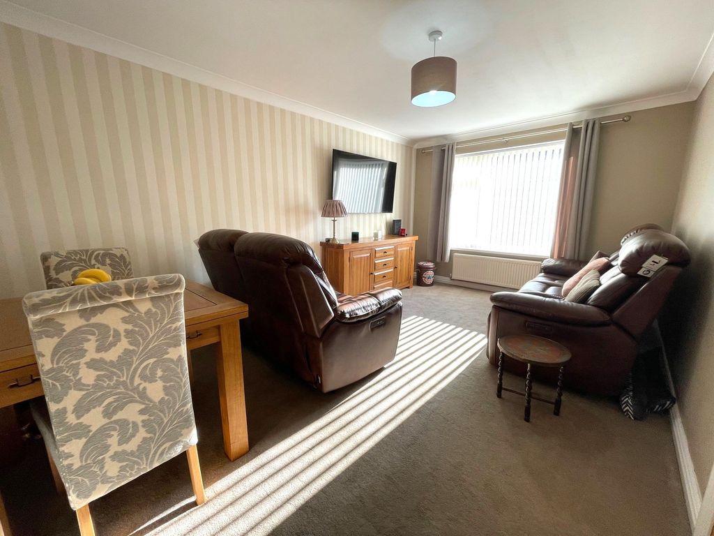 Property photo 2 of 15 Photograph 2