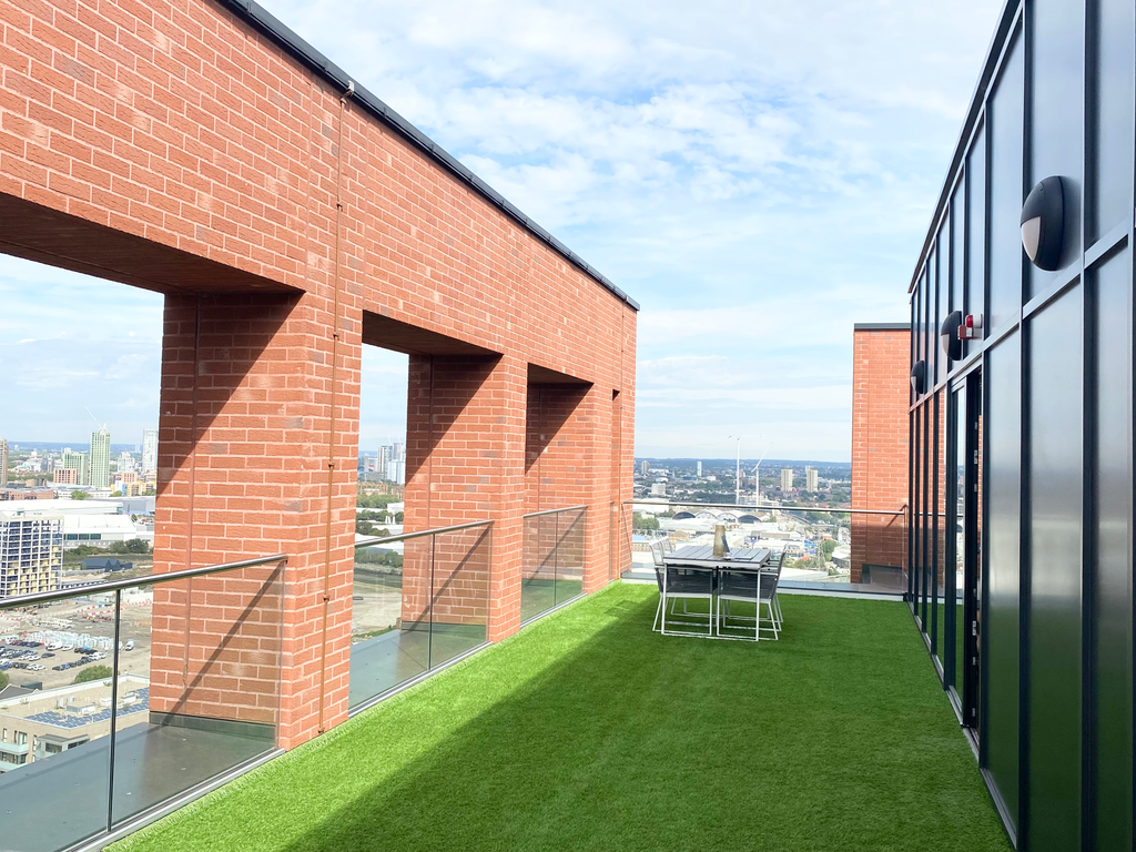 Property photo 3 of 17 Principal Terrace