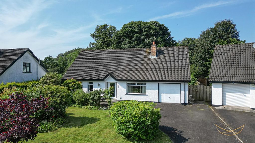 Property photo 2 of 44 Dhp-11.Jpg