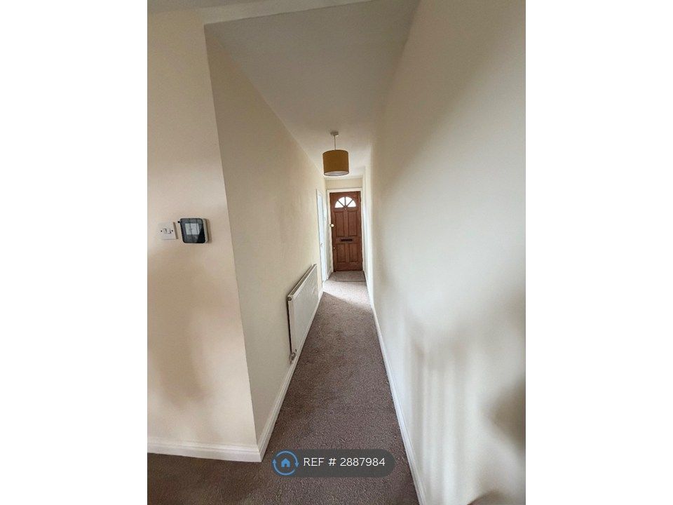 Property photo 2 of 11 Entrance Hallway