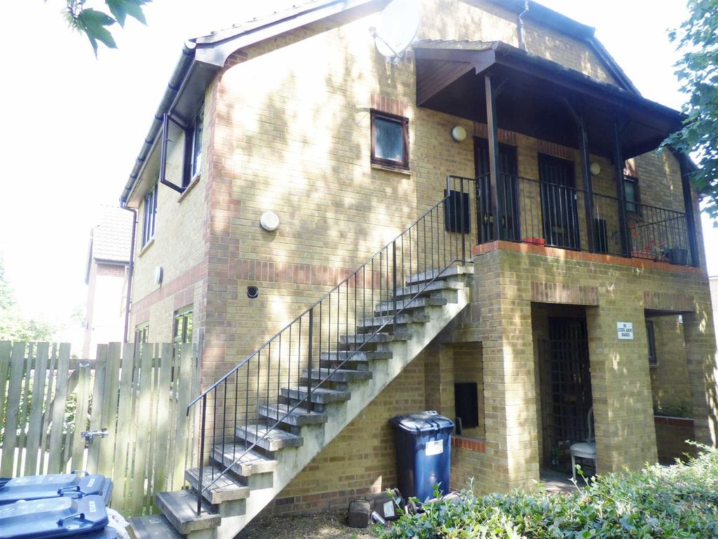 Property photo 1 of 4