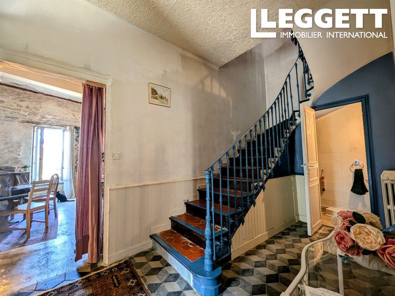 Property photo 3 of 10