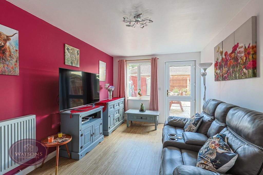 Property photo 2 of 18